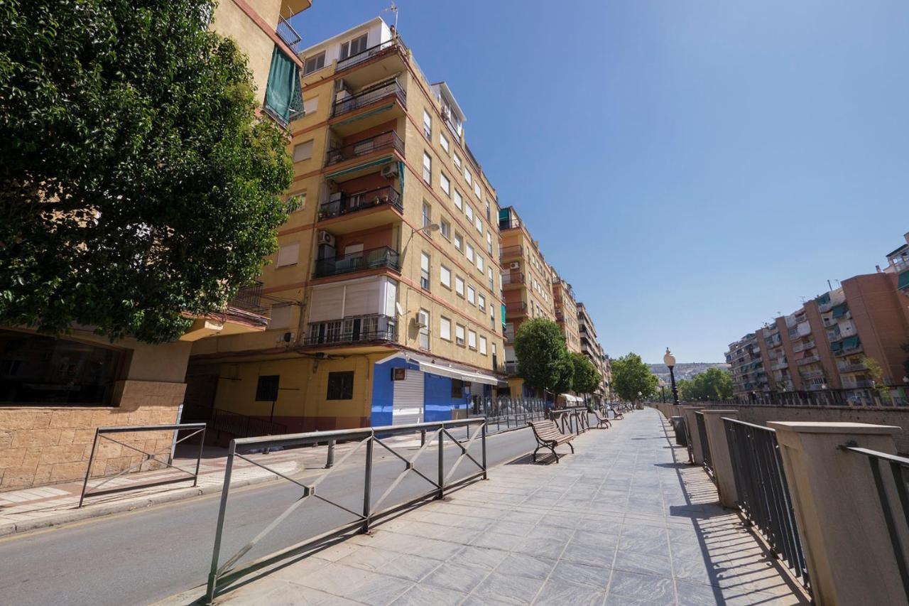 Apartamento Ribera Del Genil Centro Granada Exterior photo